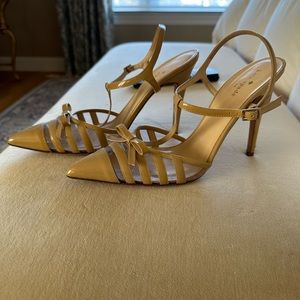 Kate Spade nude patent sling back heels